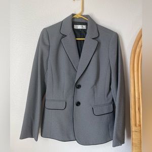 Tahari Blazer
